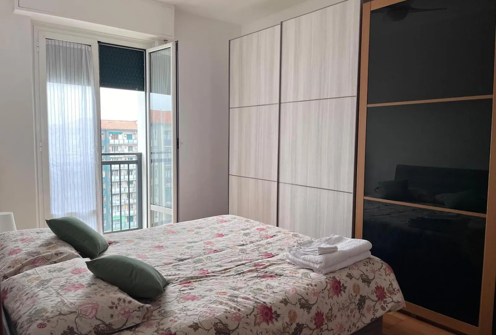 City View Apt Metro M1, San Siro, Servizi Premium Milan 0*,